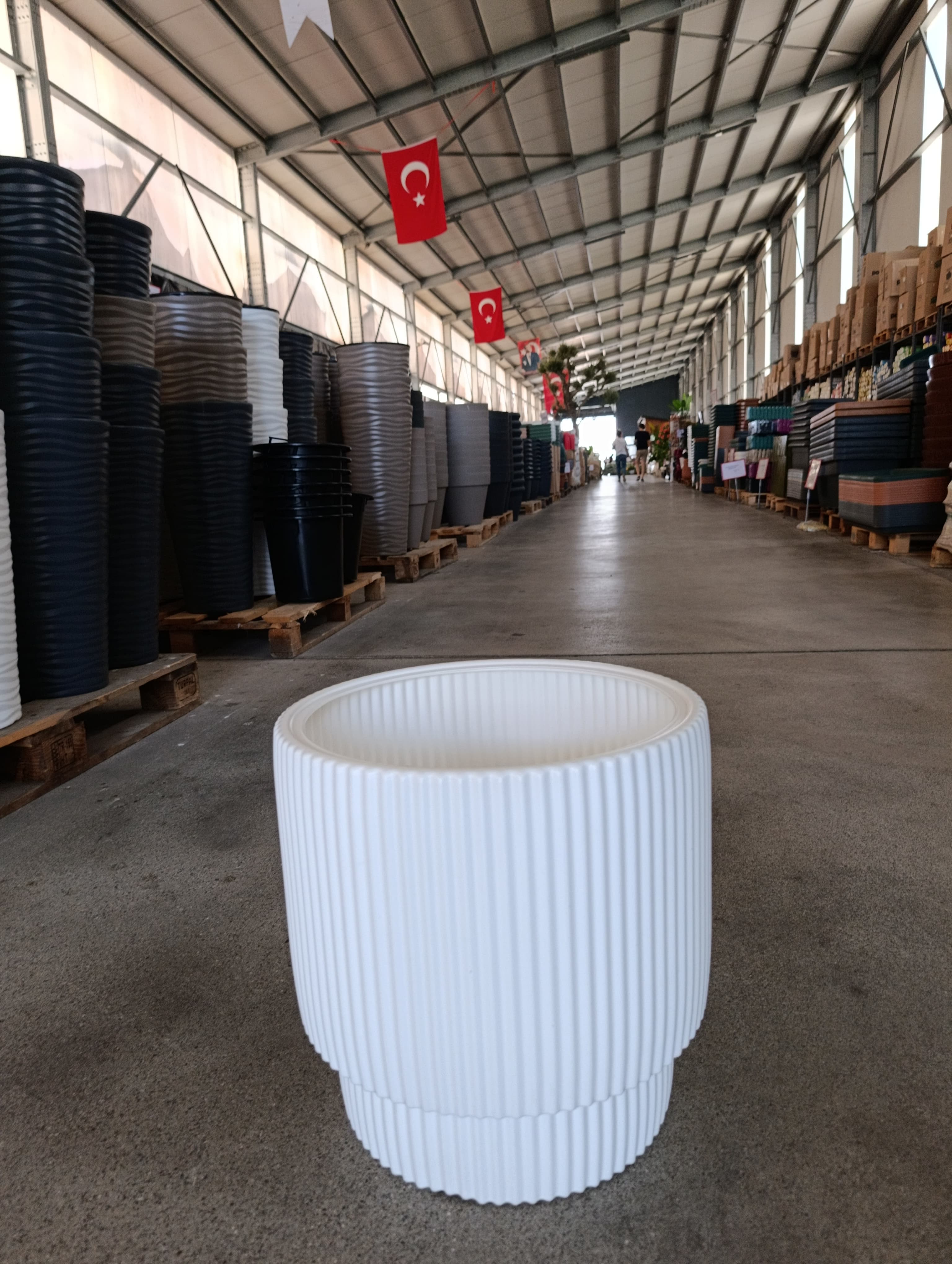 40 Litre Dekoratif Büyük Vega Beyaz Saksı