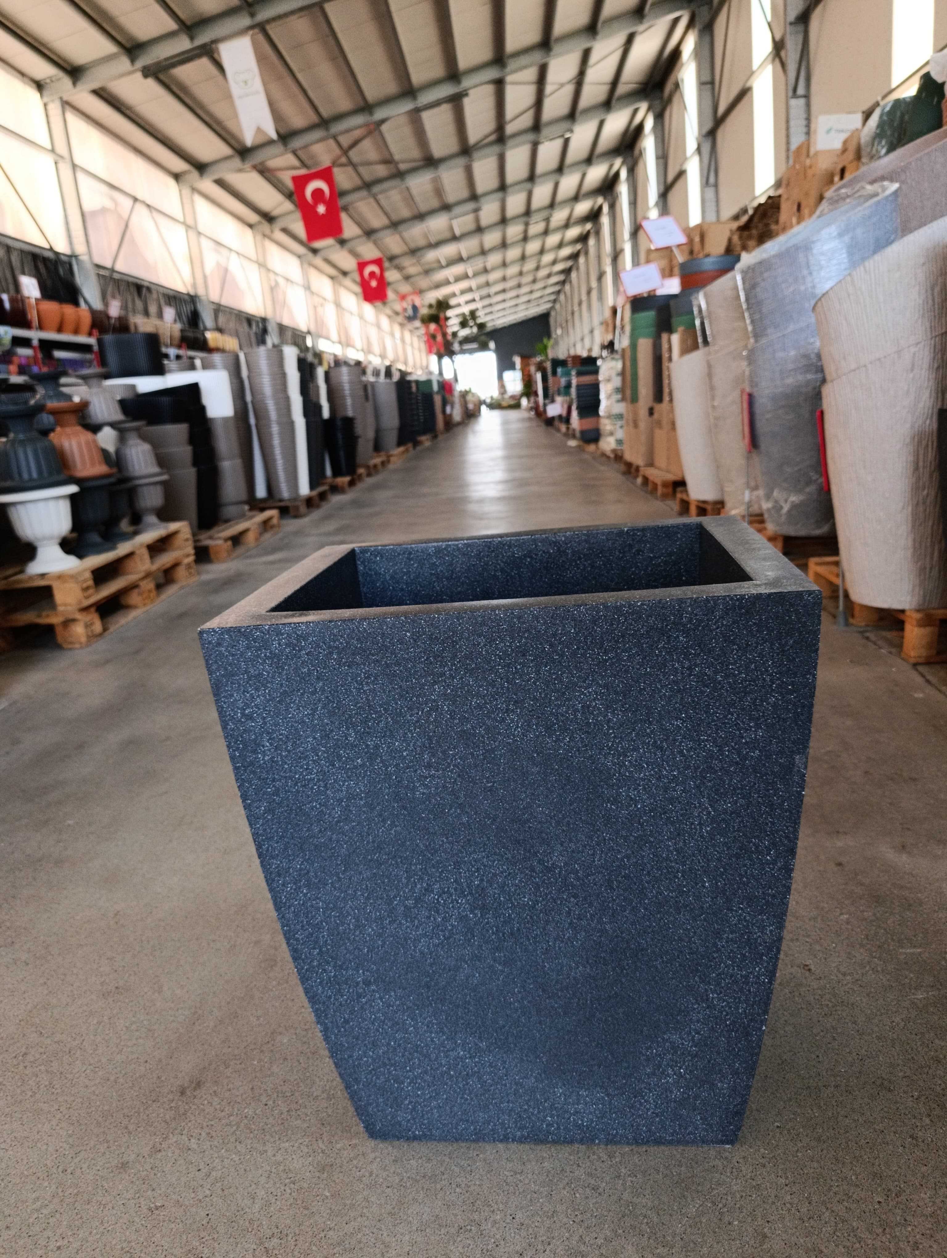 100 Litre Fiberglas Dekoratif Dikdörtgen Saksı