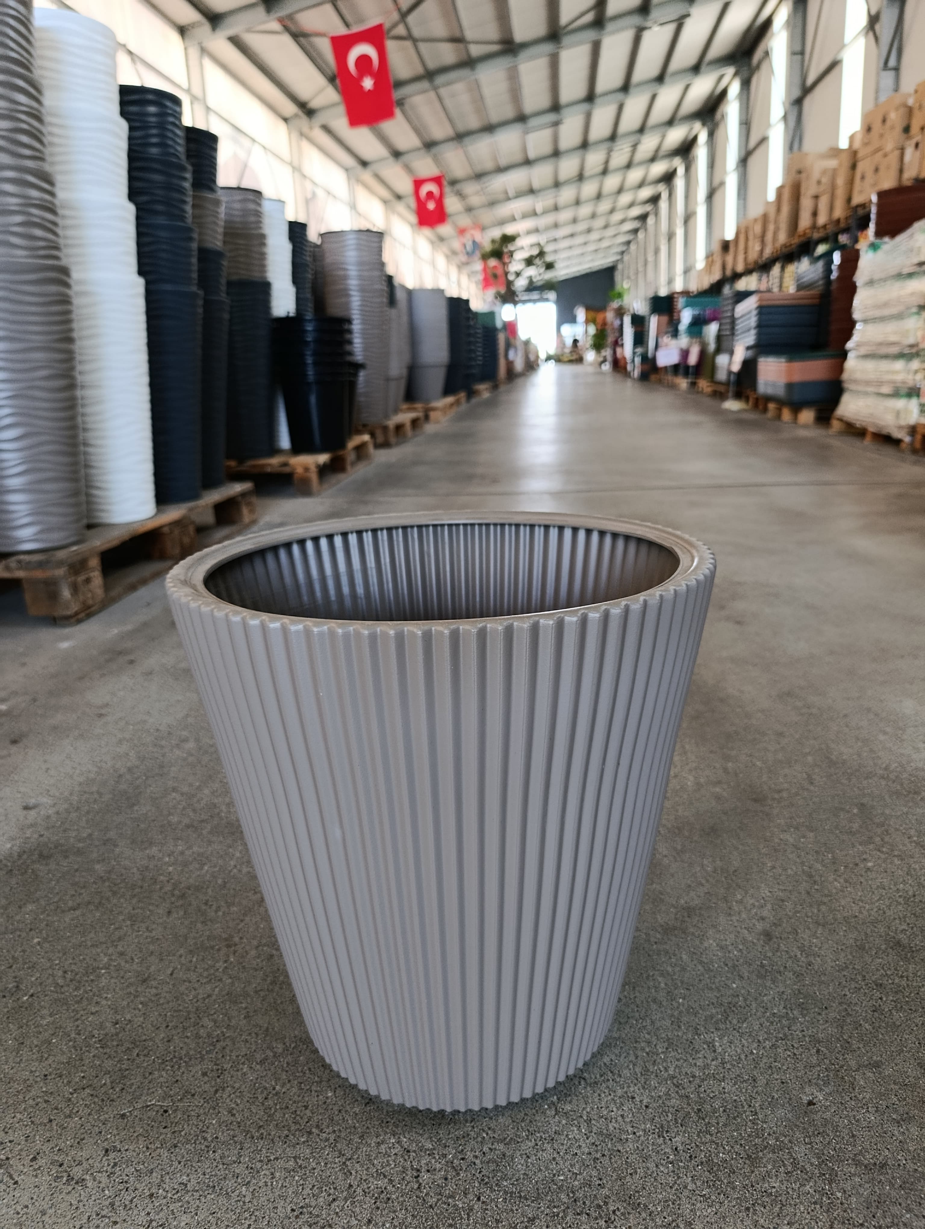 40 Litre Dekoratif Vega Plastik Saksı