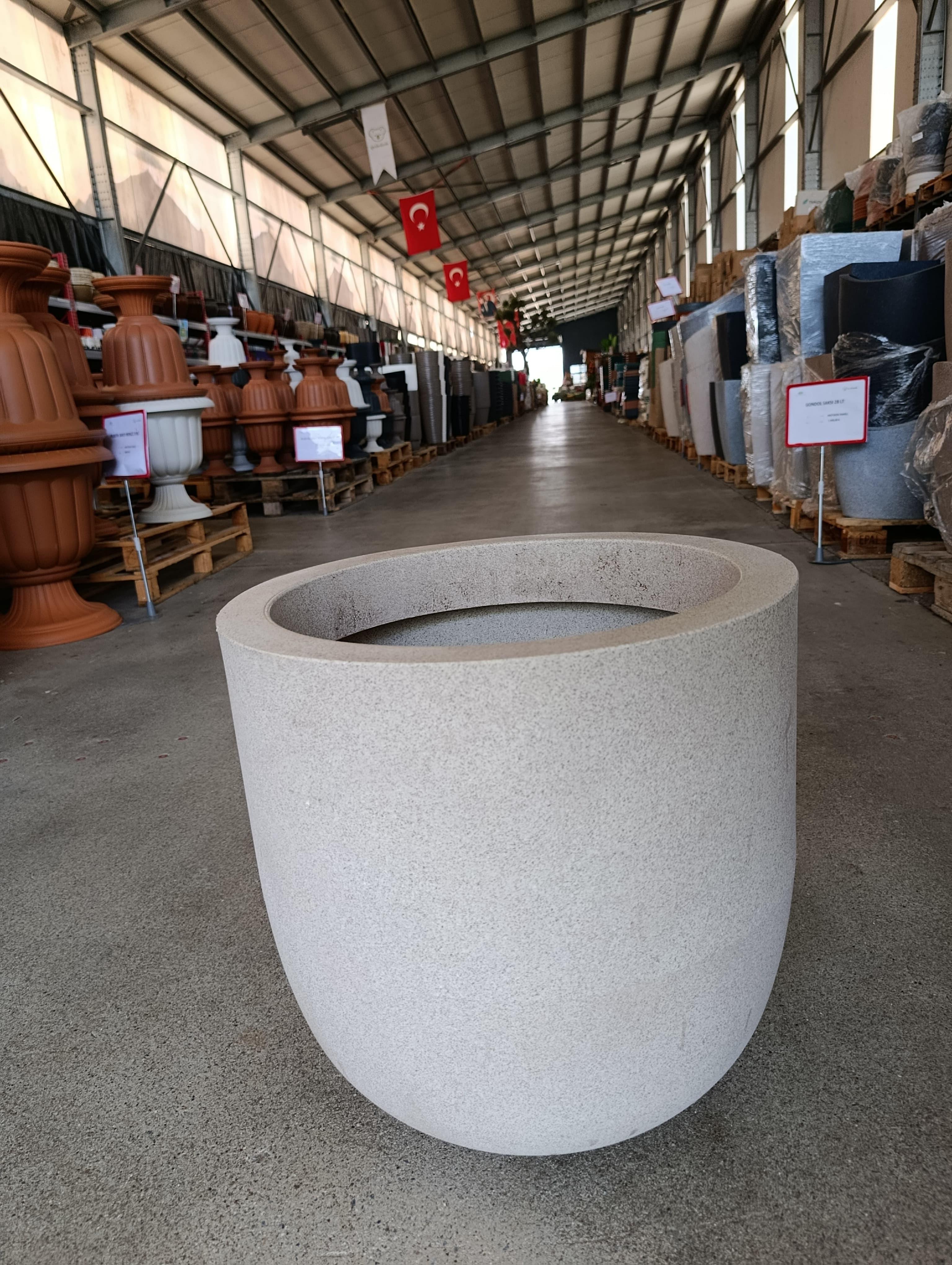 200 Litre Fiberglas Çeşme Saksısı