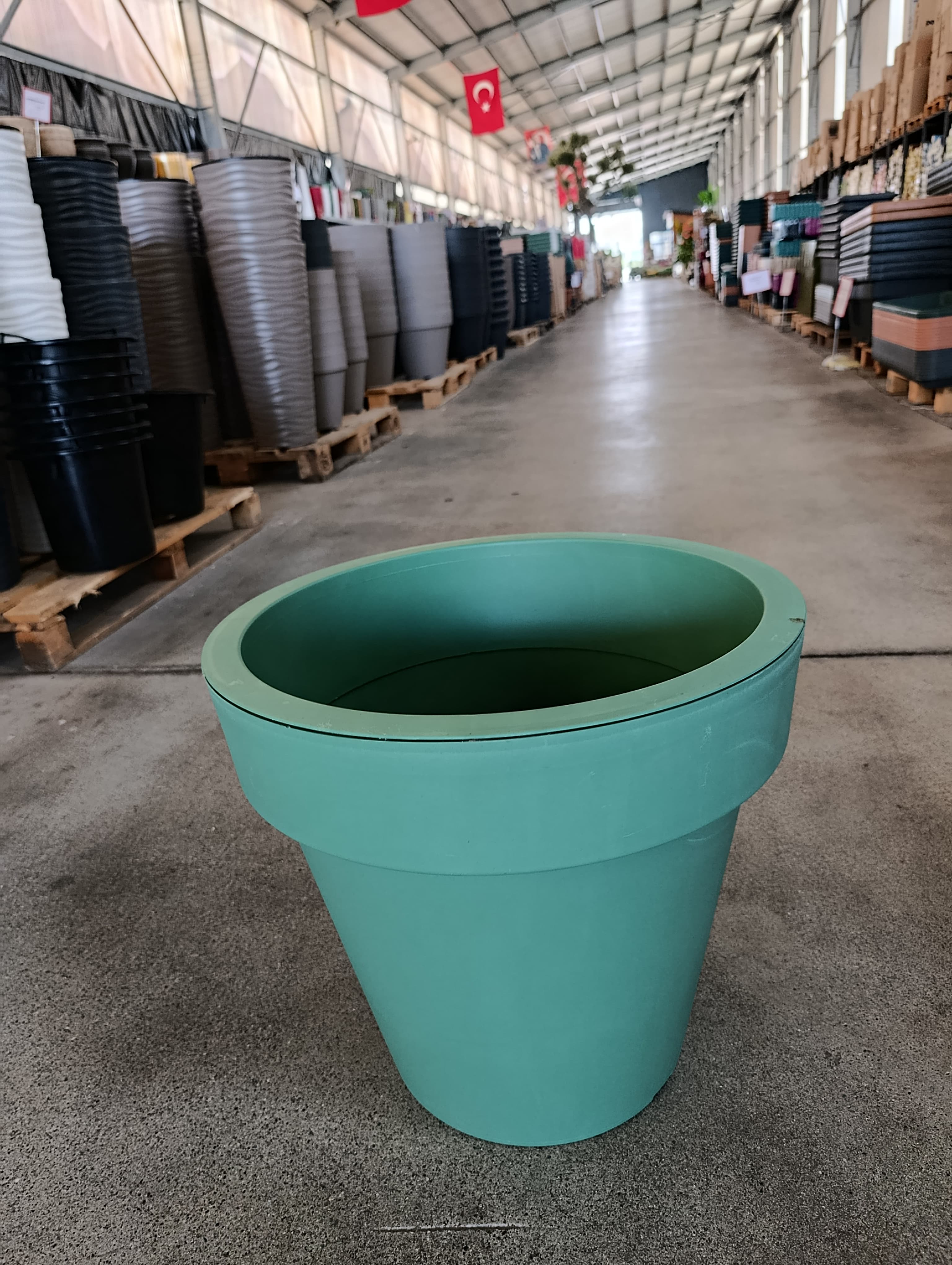 75 Litre Çift Katmanlı Su Hazneli Sert Plastik Fulya Saksı